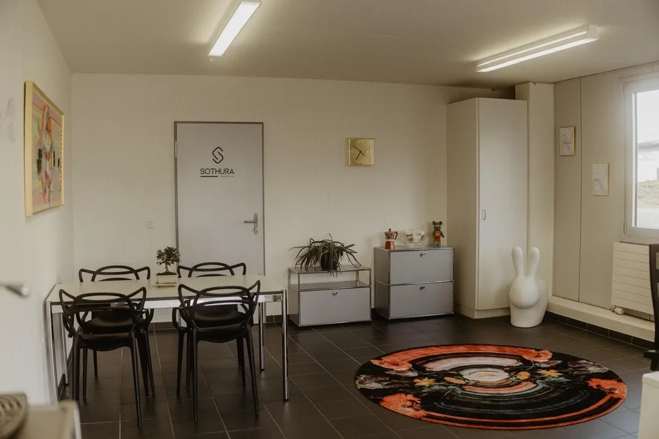 Helle Bürofläche mit ca. 55 m² und Parkplatzoption in Gerlafingen
