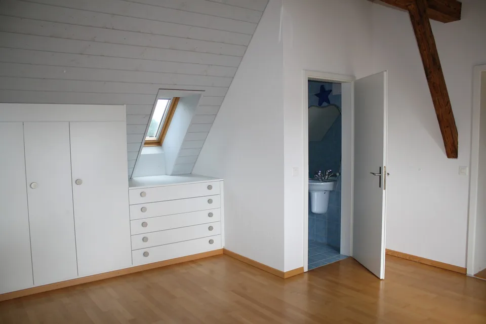 Charmante 5-Zimmer-Wohnung in Utzenstorf – sofort verfügbar!
