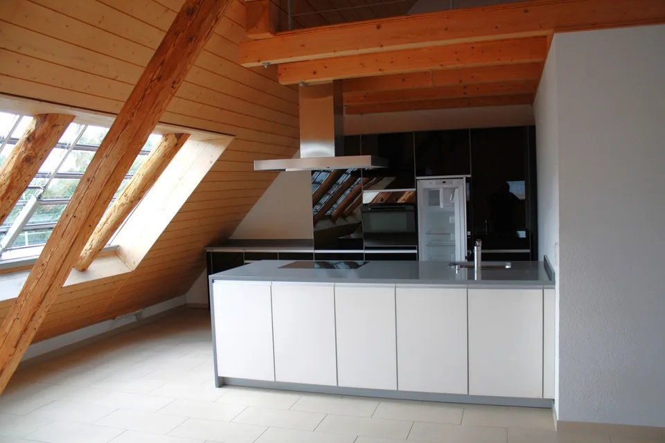 Grosszügige Loft - Wohnung an ruhiger Lage in Utzenstorf – sofort verfügbar!
