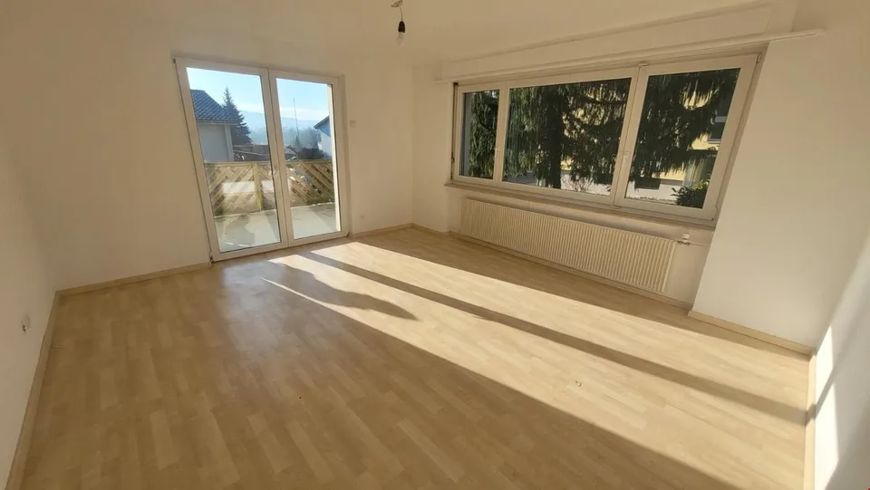 Helle 4.5-Zimmer-Wohnung in ruhiger und sonniger Lage in Meinisberg