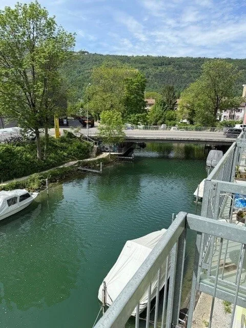 Ihre Loft-Story am Zihlkanal - herzlich willkommen in Nidau!