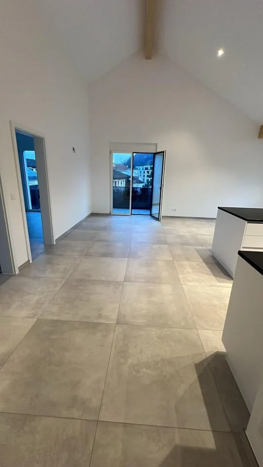 Grosszügige 3.5-Zimmer Attika Wohnung