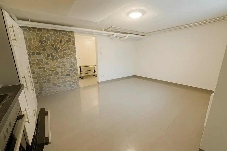 Eine gemütliche 1-Zimmerwohnung am idyllischen Blumenrain 51 zu vermieten