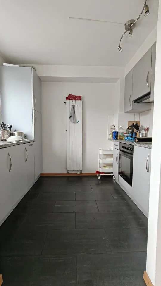 Möbliertes Zimmer im Stadtzentrum zu vermieten