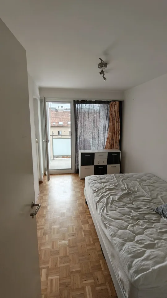 Möbliertes Zimmer im Stadtzentrum zu vermieten