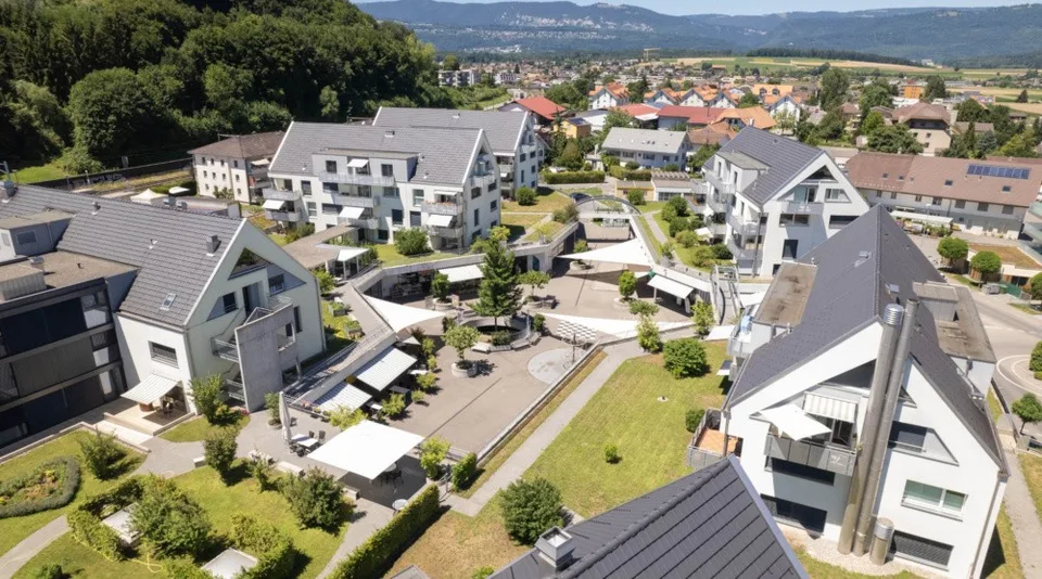 Attraktive Gewerbeflächen im lebendigen Zentrum von Studen BE – ideale Lage für Ihren Geschäftserfolg