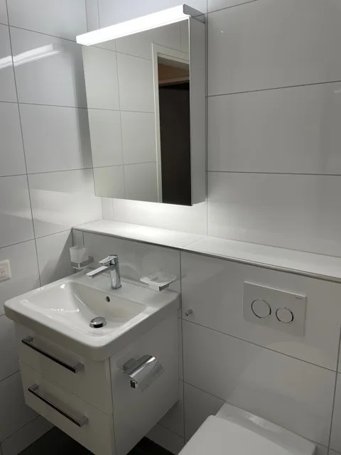 Renovierte und zentralgelegene Wohnung – Foto 8 von 10