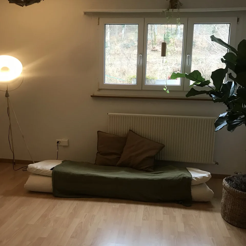 Gemütliches Zimmer mit Aussicht auf dem Wald
