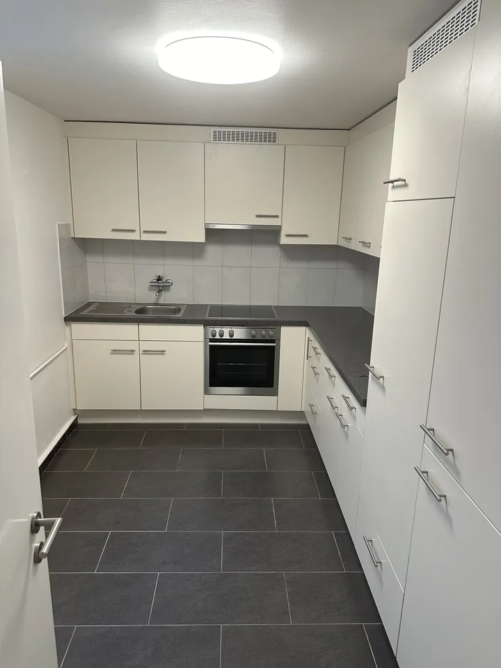 Erstvermietung! Neuwertiges Einzelzimmer in Biel!