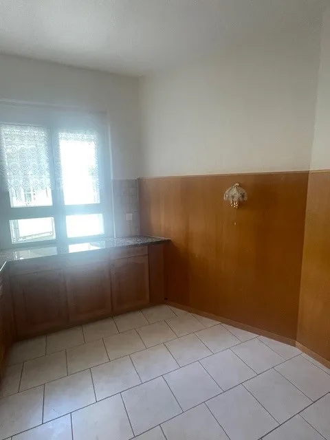 Zentralgelegene 4-Zimmer-Wohnung mit Charme