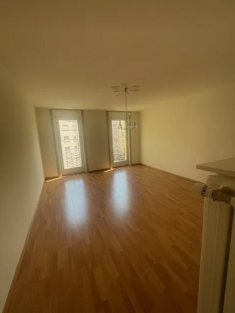 Zentralgelegene 4-Zimmer-Wohnung mit Charme – Foto 6 von 17