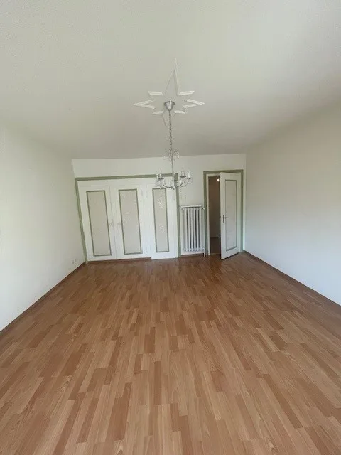 Zentralgelegene 4-Zimmer-Wohnung mit Charme – Foto 7 von 17