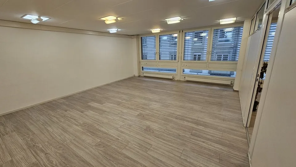 Ihr neues Büro an Top-Lage in Biel