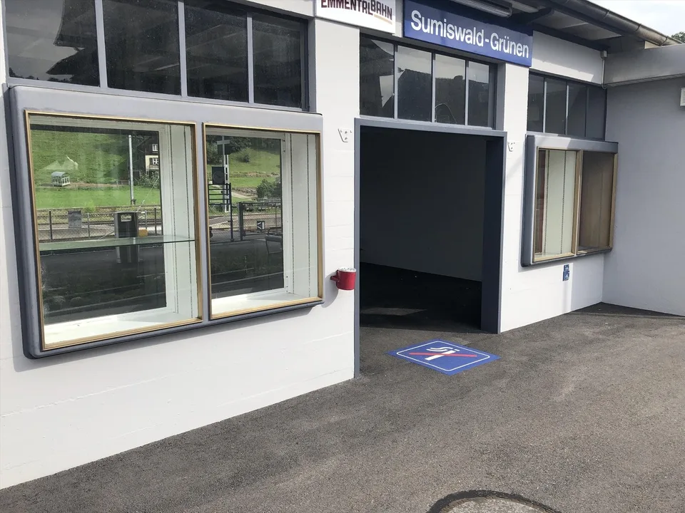 Platzieren Sie Ihre Werbung am Bahnhof Sumiswald-Grünen