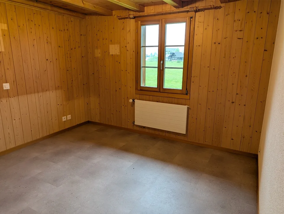 3.5-Zimmer-Wohnung mit Terrasse und Balkon in Schüpfheim