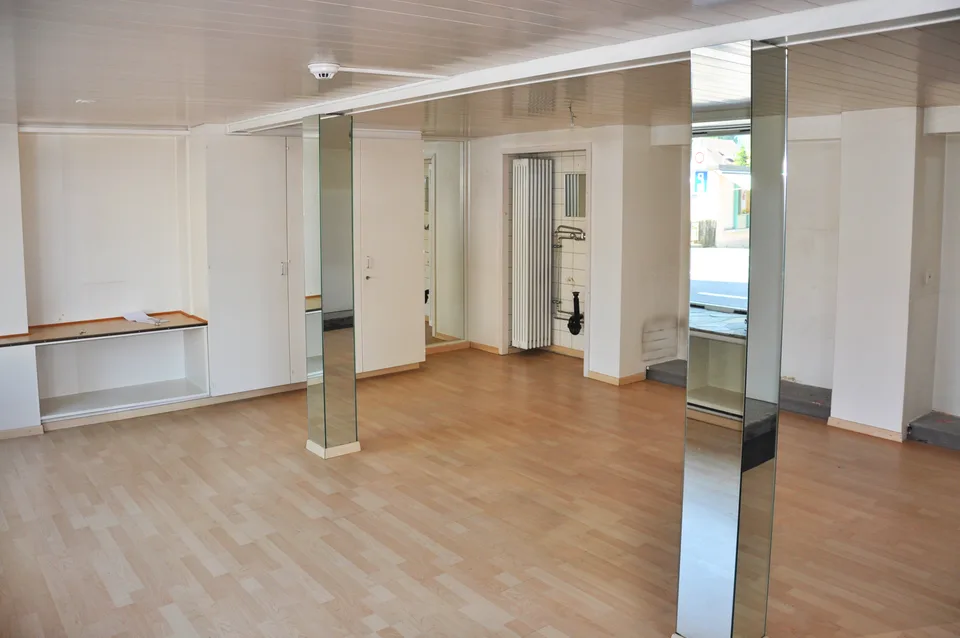 Kleines Ladenlokal an der Hauptstrasse - Ideal auch als Atelier oder Hobbyraum