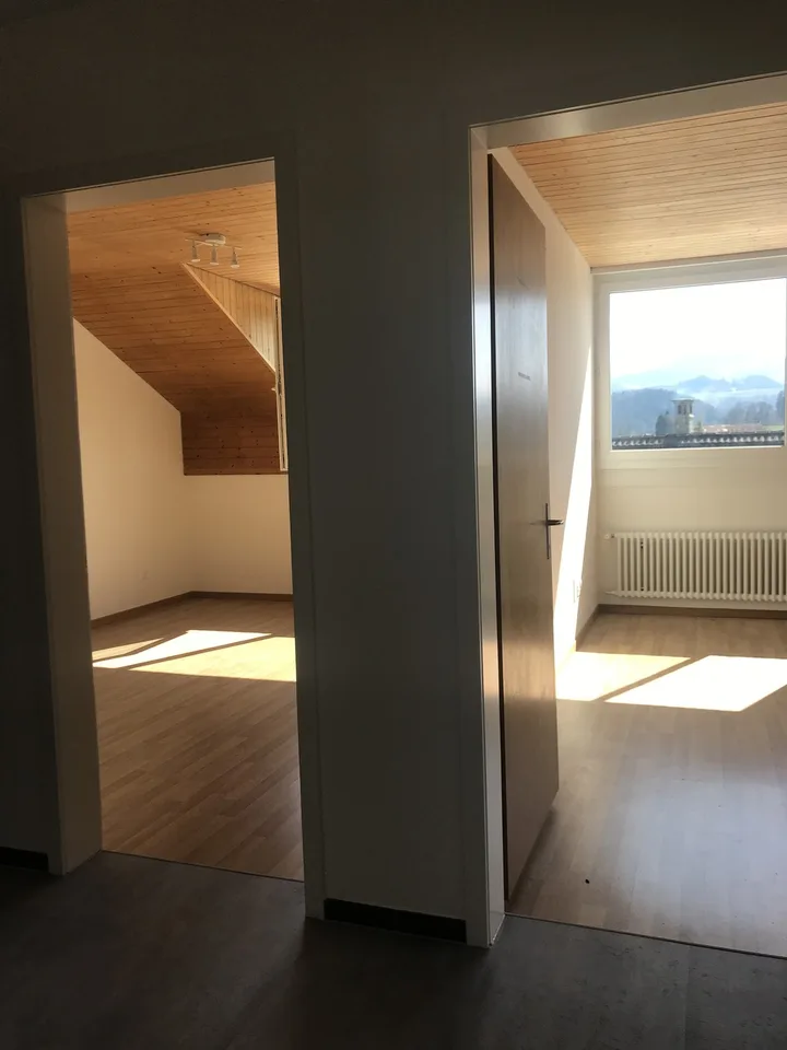 Helle Wohnung in ruhiger Liegenschaft