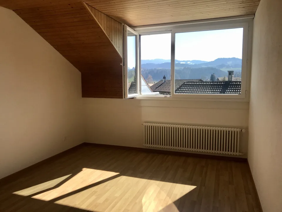 Helle Wohnung in ruhiger Liegenschaft