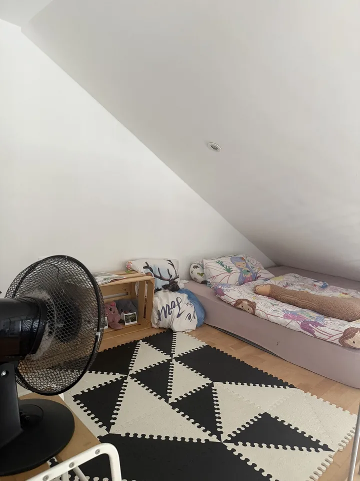 Bel appartement de quatre pièces et demi à Düdingen