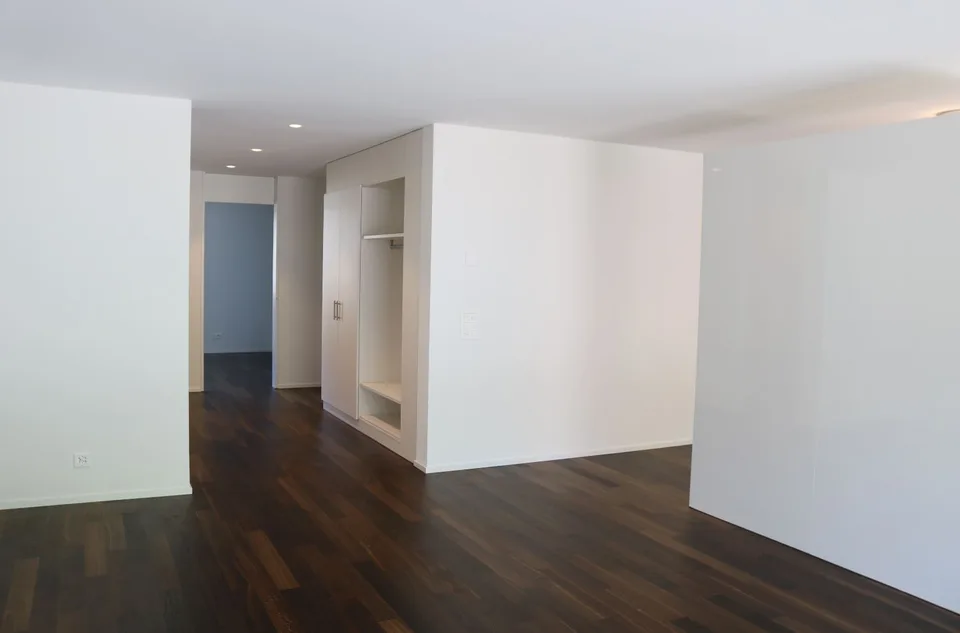 Moderne 2.5-Zimmer-Wohnung im Erdgeschoss