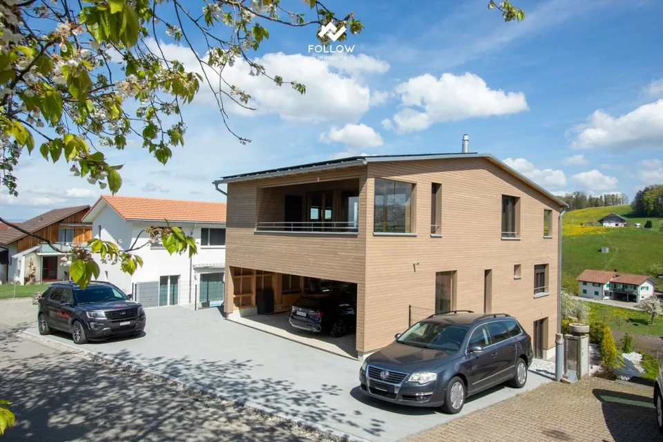 Ich bin ein Zuhause, das mit Herz gebaut wurde - und genau das spürt man in jedem Detail.