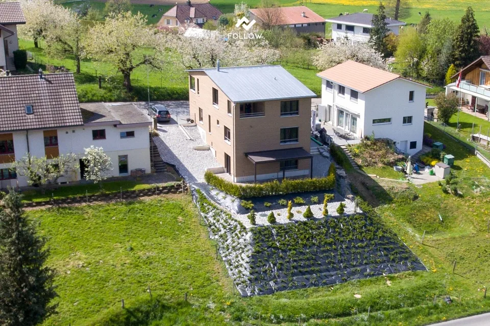 Ich bin ein Zuhause, das mit Herz gebaut wurde - und genau das spürt man in jedem Detail.
