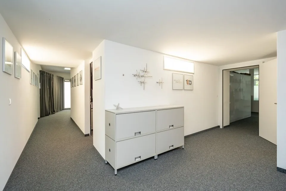 Attraktive Gewerbefläche geeignet als Büro- oder Praxisräume – Foto 9 von 12