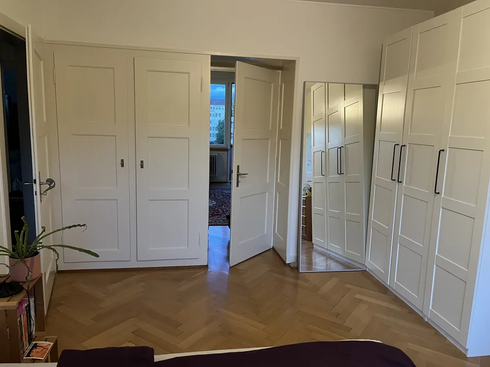 August in Bern (helle, grosszügige 2-Zi-Whg im Mattenhofquartier)