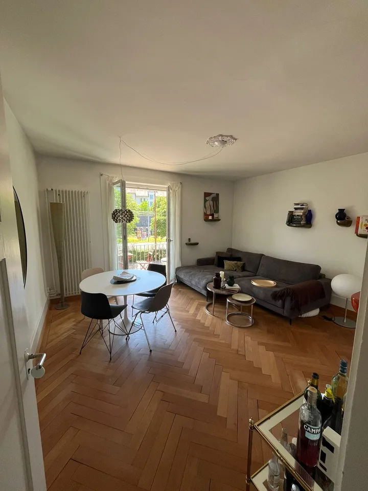 Tolle 3.5 Zimmer Altbauwohnung zur Untermiete ab Aug. 2026 bis ca. März 2027, super Preis-Leistung!
