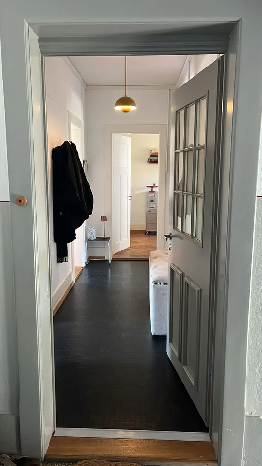 Tolle 3.5 Zimmer Altbauwohnung zur Untermiete ab Aug. 2026 bis ca. März 2027, super Preis-Leistung!
