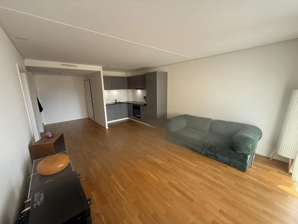 Helle 2.5-Zimmer-Wohnung mit Balkon in Ostermundigen