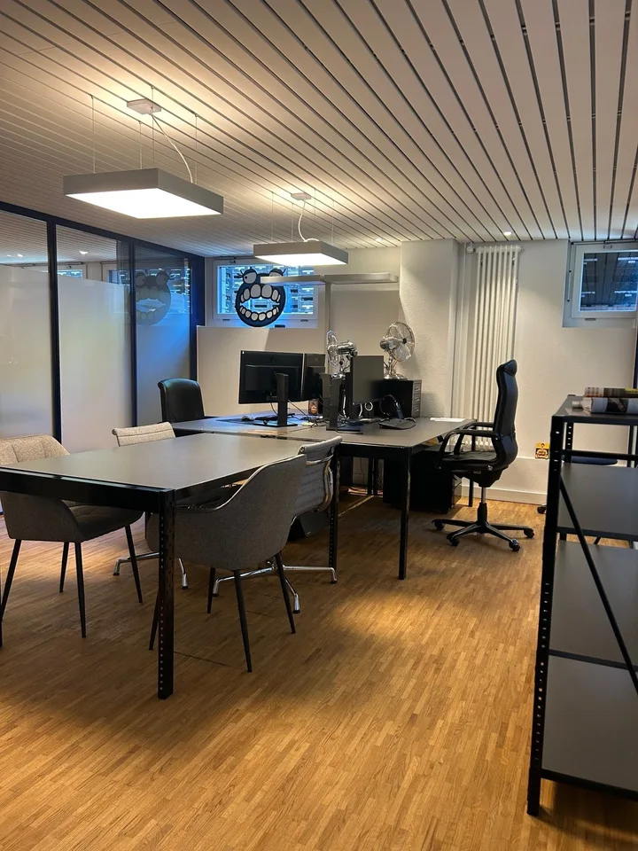 Am Aarestrand kommt man gerne zur Arbeit! – Foto 7 von 14