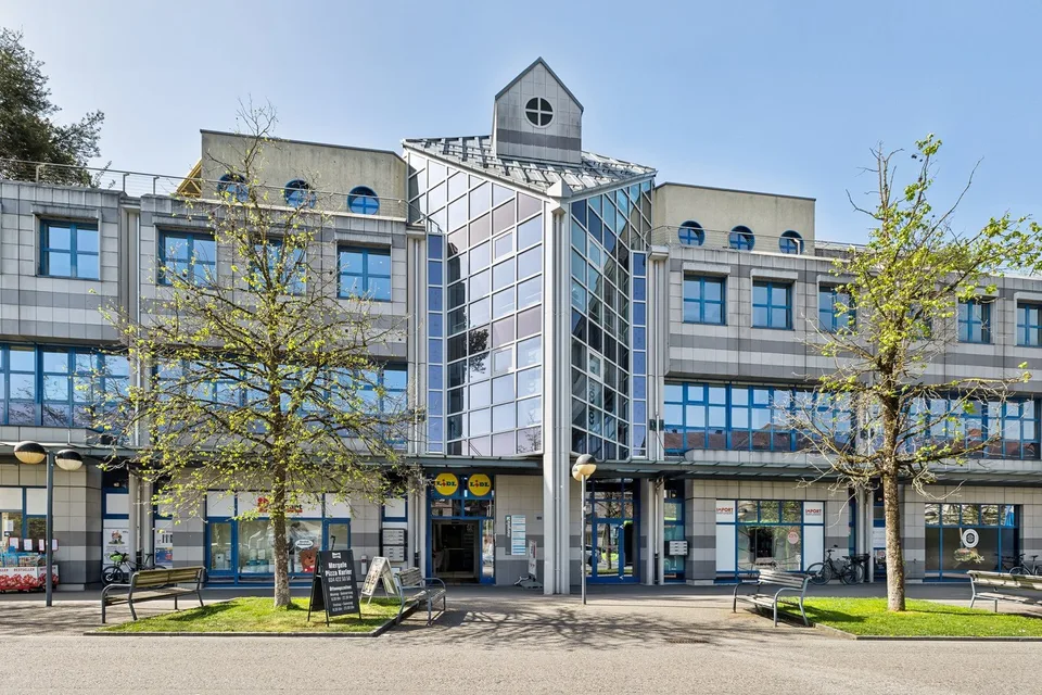 Exklusivangebot: Für nur CHF 150.00/m² im ersten Jahr!* – photo 12 sur 12