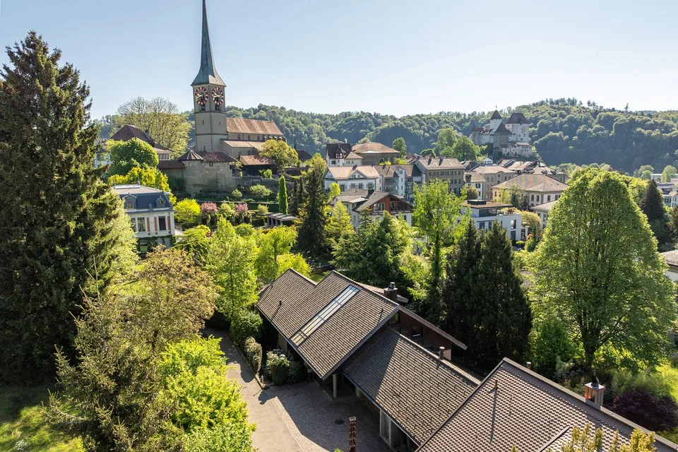 Exklusives Doppeleinfamilienhaus mit privatem Wellnessbereich - ein RaumWUNDER