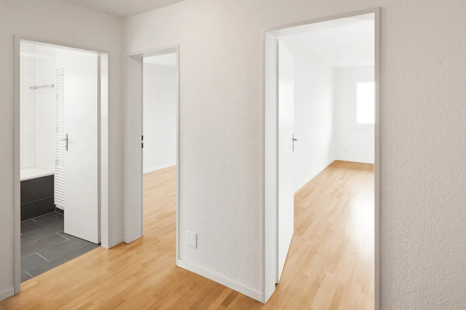 moderne 4.5-Zimmer-Wohnung in Jegenstorf! – photo 7 of 9