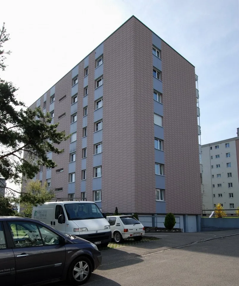 Einstellhallenplatz zu vermieten