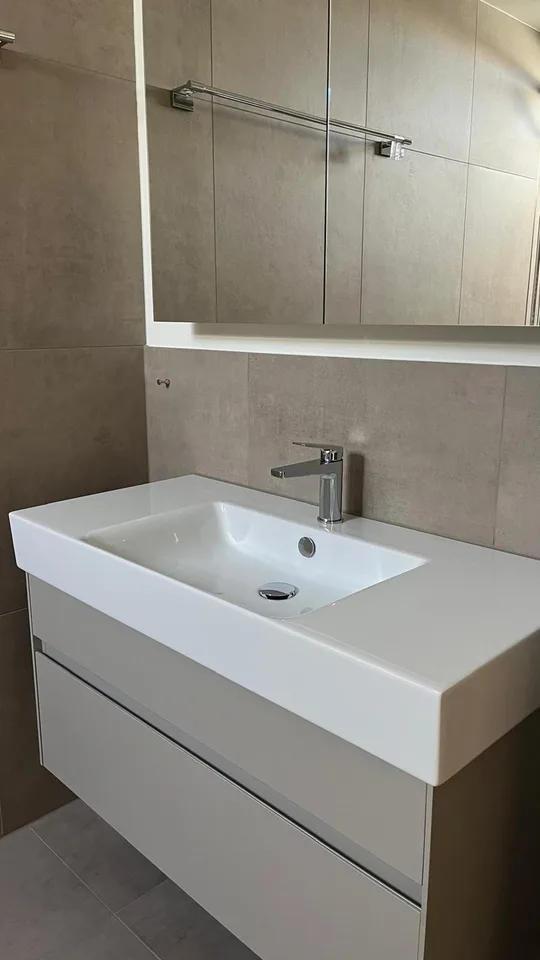 Neurenovierte Zwei-Zimmer Wohnung