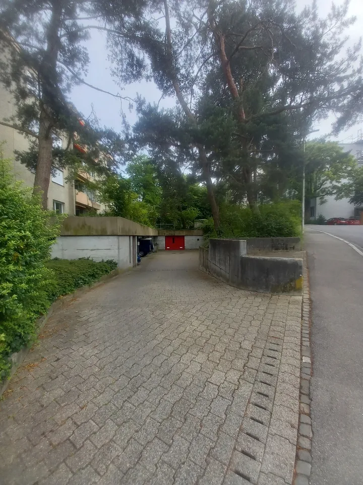 Einstellhallenparkplatz Sandrainquartier