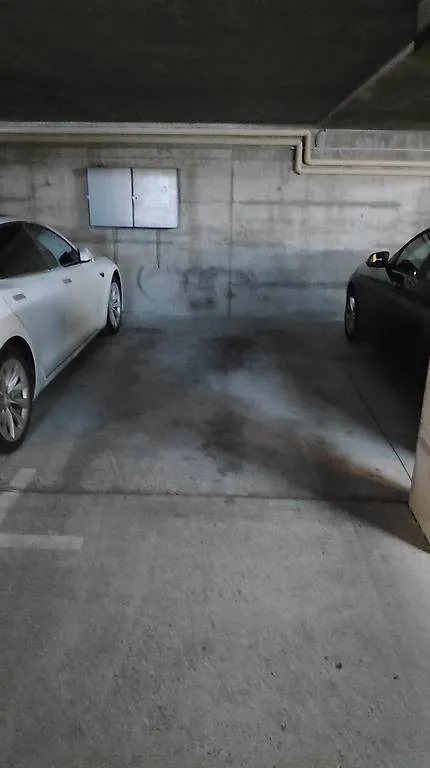 Parkplatz in Tiefgarage in Bern, SUV-tauglich, ab 1.8.26