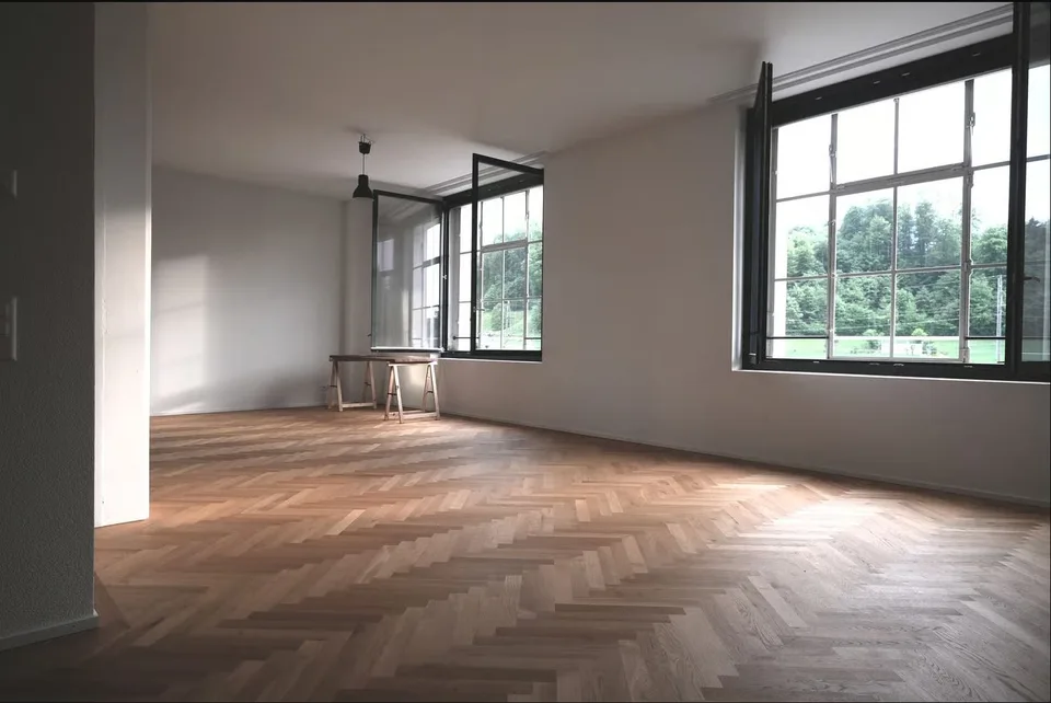 Stilvolle, lichtdurchflutete Loftwohnung im Bernapark zur befristeten Untermiete für 12 Monate.