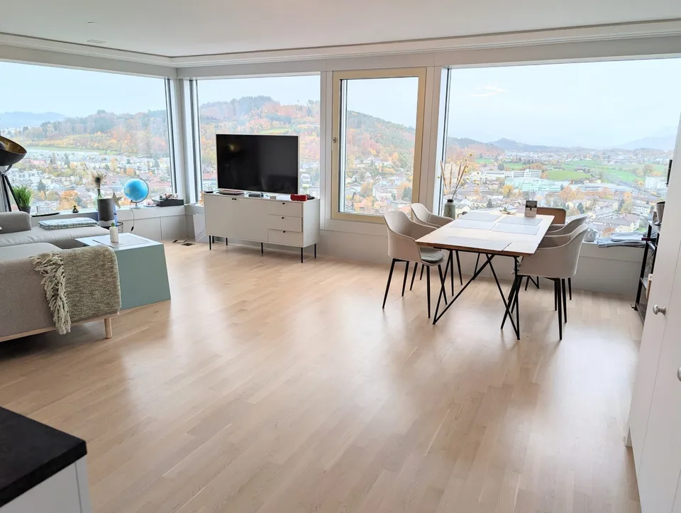 3.5 Zimmer mit Blick über das Berner Oberland (temporär)
