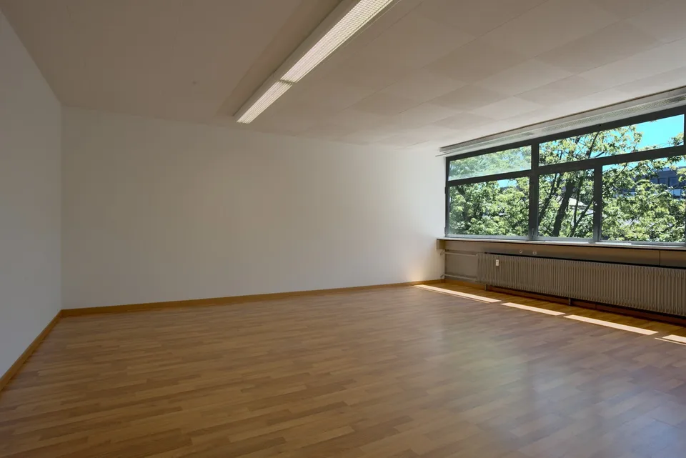 Büroräumlichkeiten in Ostermundigen zu vermieten!