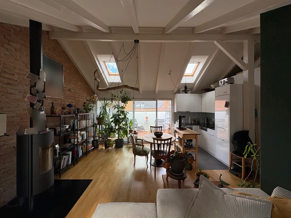 Charming furnished 2.5-room attic apartment in the Lorraine with terrace
