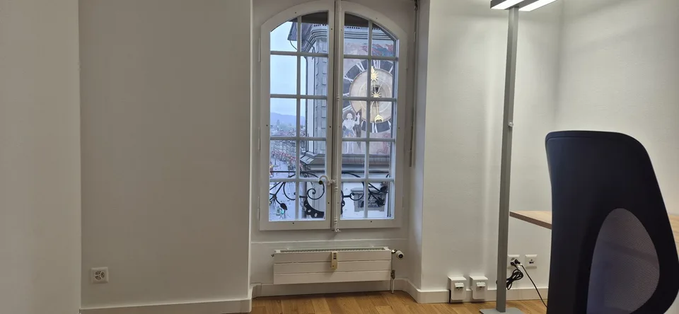 Büros mit Aussicht auf die Zytglogge