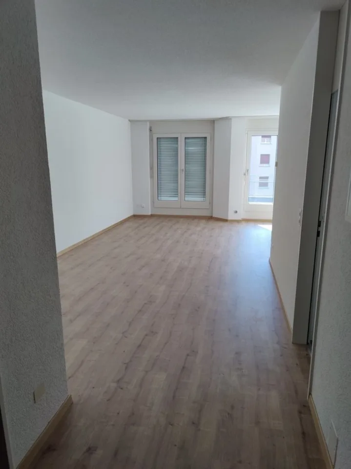 Sonnige 4.5-Zimmer Maisonette mit 2 Balkonen am Eigerplatz