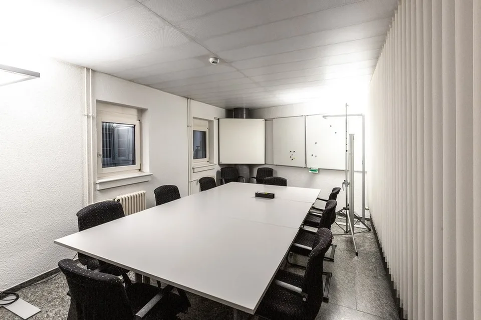 stündliche/tägliche Vermietung: Auditorium / VR Raum / Sitzungszimmer – Foto 6 von 11