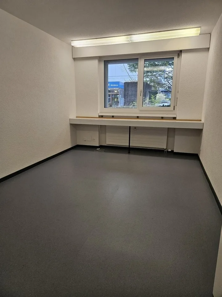 Büro-/Praxisräume Nähe Bahnhof mit flexibler Raumaufteilung