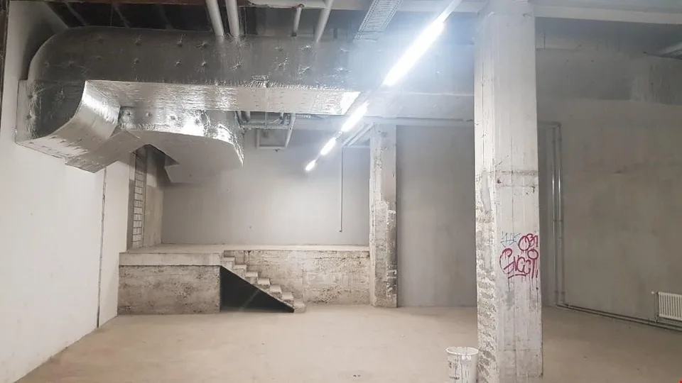 251 m2 Gewerberäume – photo 7 sur 9