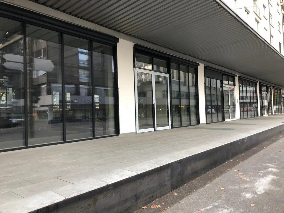 251 m2 Gewerberäume