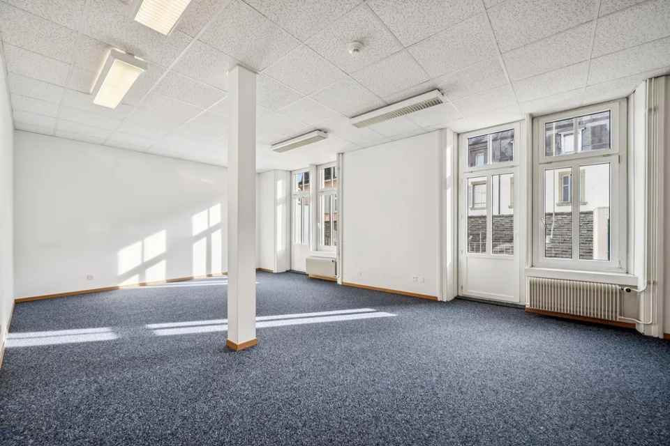 zentrale Büroräumlichkeiten auf 330m2 mit Terrasse